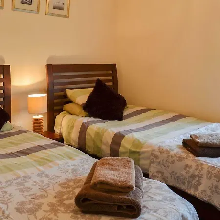 Vakantiehuis 2 *